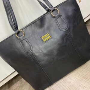 Cartera Miu
